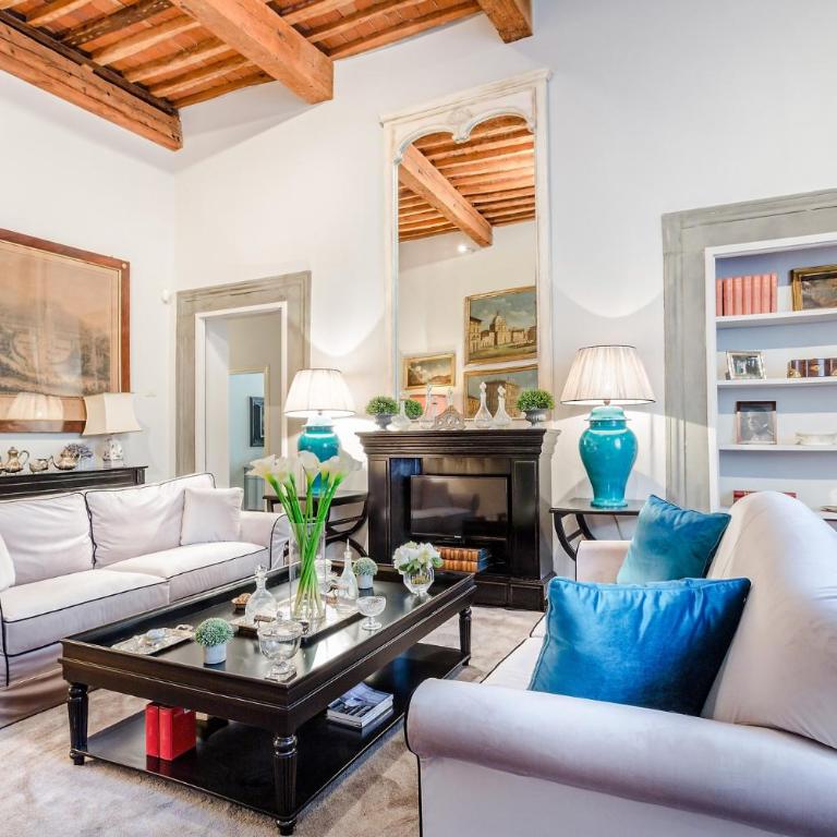 Casa Simonetta, Modern and Antique Ground Floor Apartment inside the Walls of Lucca - Appartamento con 2 Camere da Letto - 2