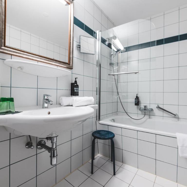 Cella Central Historic Boutique Hotel - Deluxe Doppelzimmer - 6