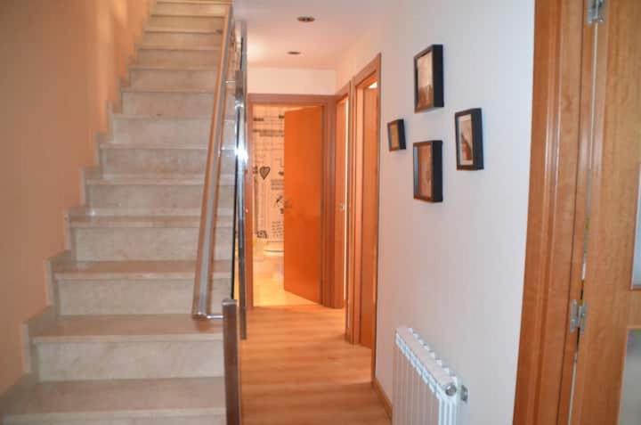 Apartament Catalunya, céntrico y con Parking - Apartamento de 3 dormitorios - 10
