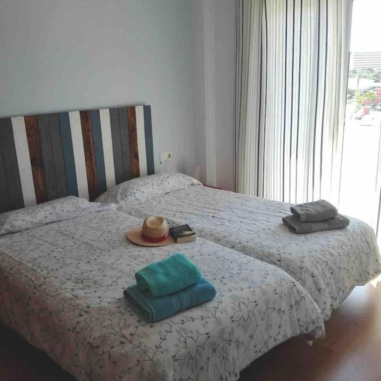Apartament Catalunya, céntrico y con Parking - Apartamento de 3 dormitorios - 13