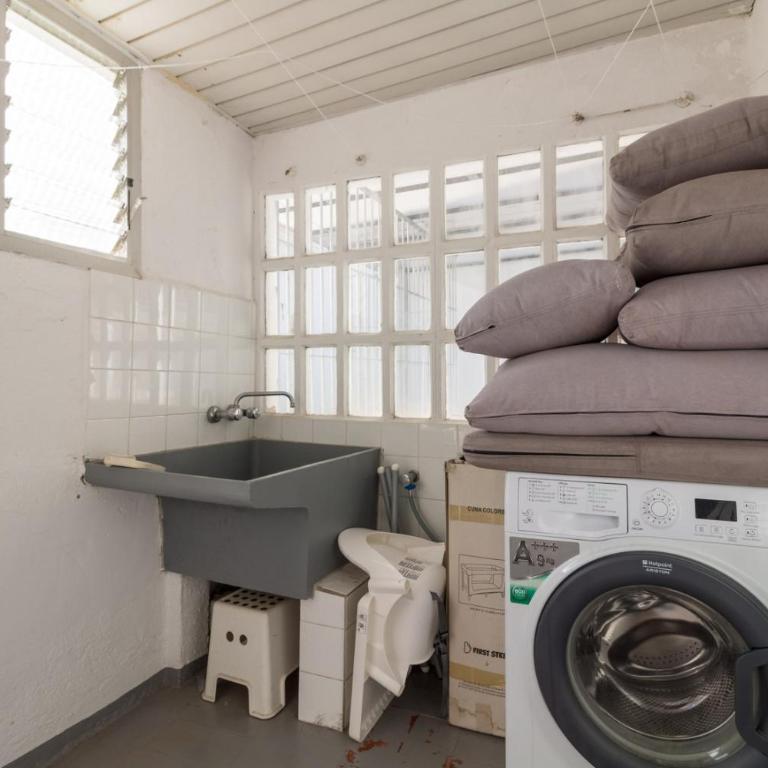 Bed&BCN Park Güell - Three-Bedroom House - 23