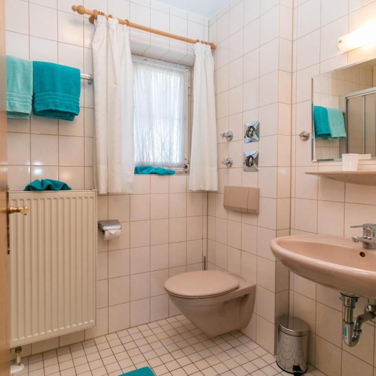 Haus Sonnenrose - Apartment mit Terrasse - 4