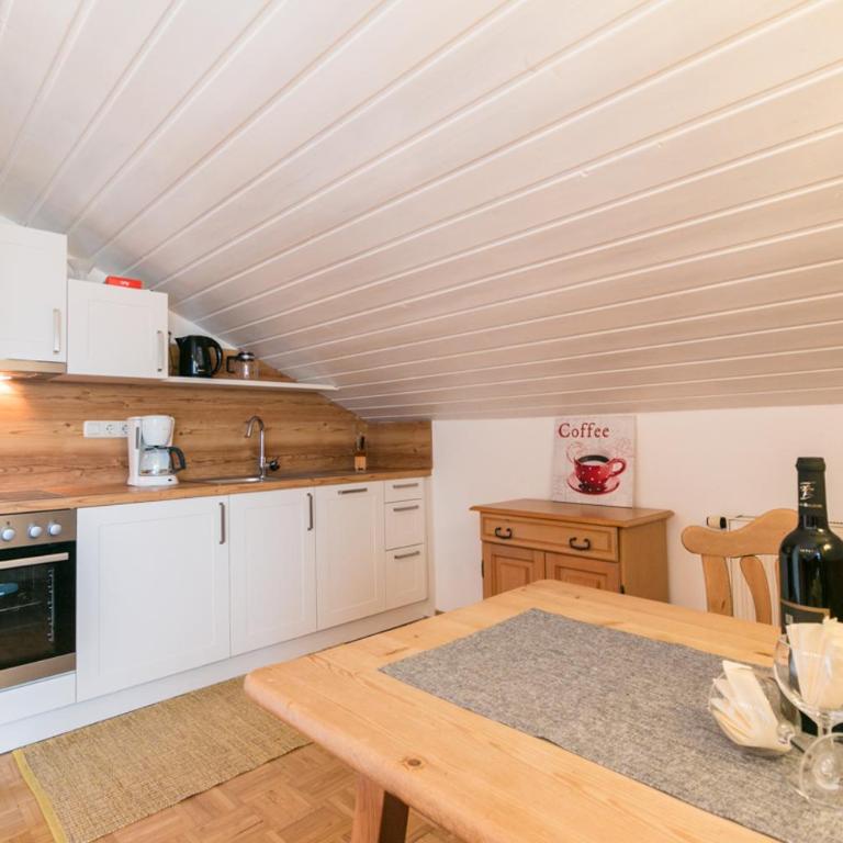 Haus Sonnenrose - Apartment mit Balkon - 3