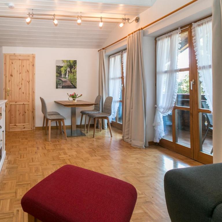 Haus Sonnenrose - Apartment mit 2 Schlafzimmern - 1