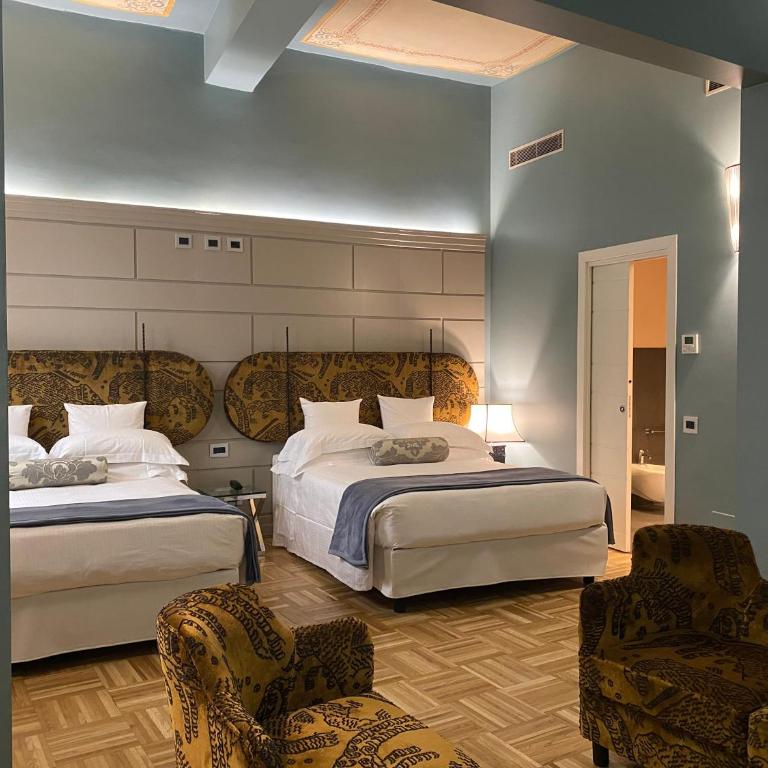 Hotel Number Nine - Queen Suite with Spa Bath - 2