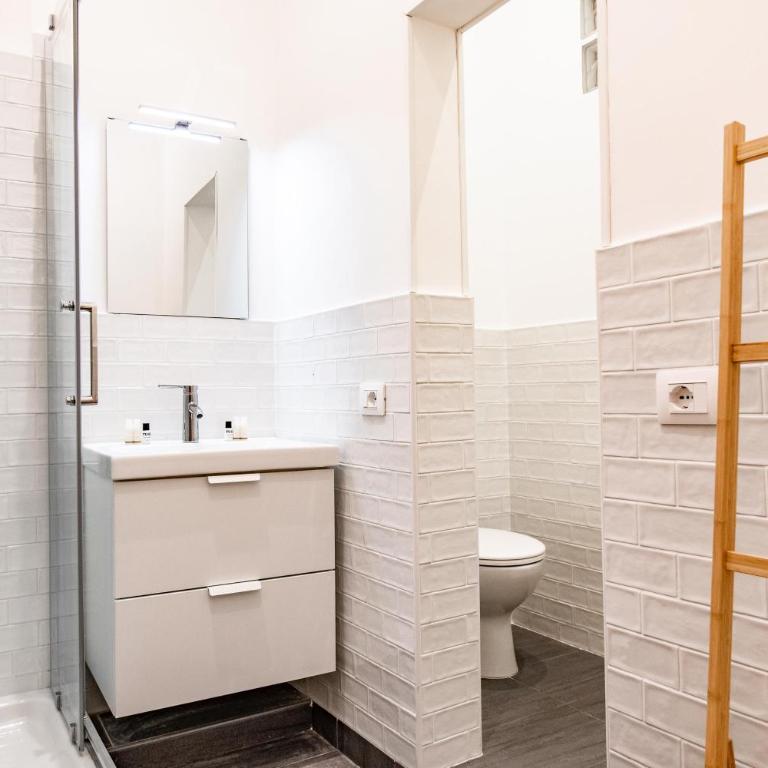 Mecenate Apartment Cavour - Two-Bedroom Apartment - 5