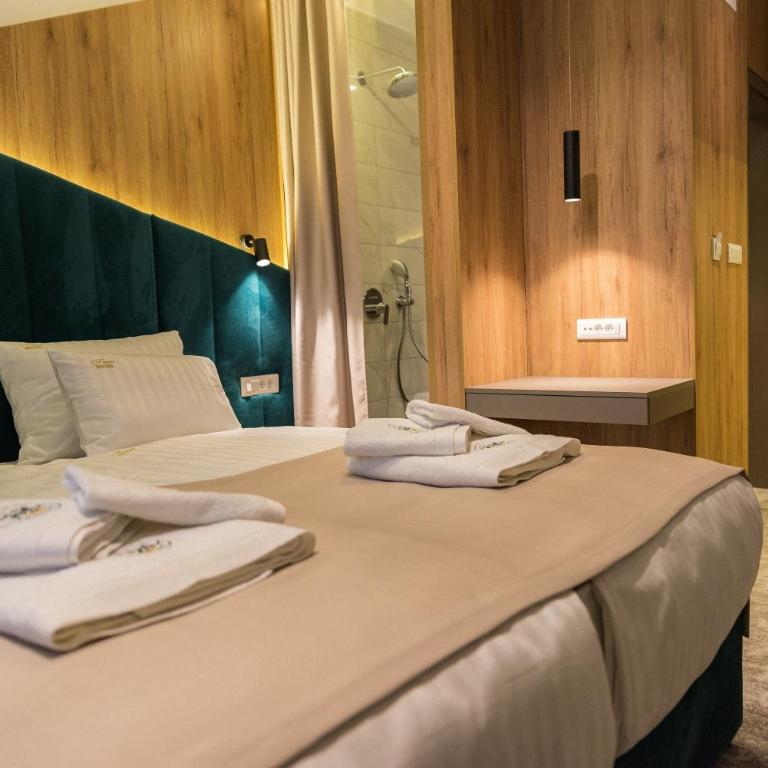 Hotel Forest - Double Room with Mountain View - 4