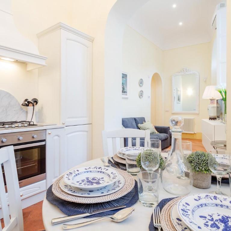 Casa Vera, exquisite 2 bedrooms 2 baths apartment with garden, A/C, close to Parking - Appartamento con 2 Camere da Letto - 14
