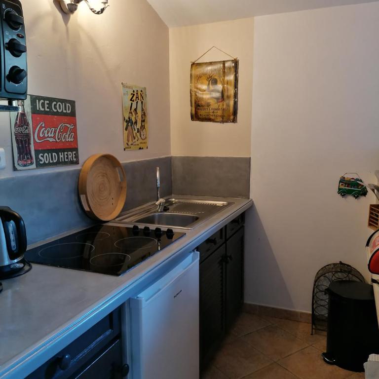 Studio au milieu d une oliveraie Le Mas de la huppe - Appartement 1 Chambre - 9
