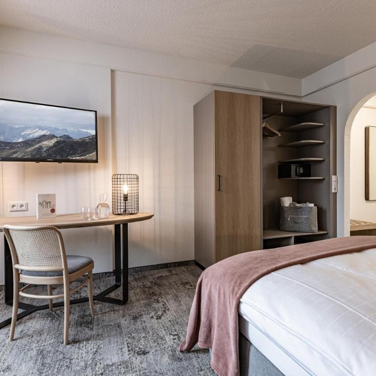 Hotel Pirchnerhof - Doppelzimmer mit Terrasse - 3