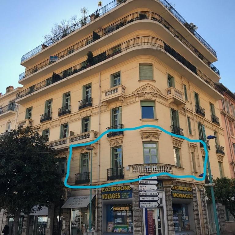 Menton vue jardins Biovès spacieux 2 pièces 52m2 en hypercentre - Apartment mit 1 Schlafzimmer - 1