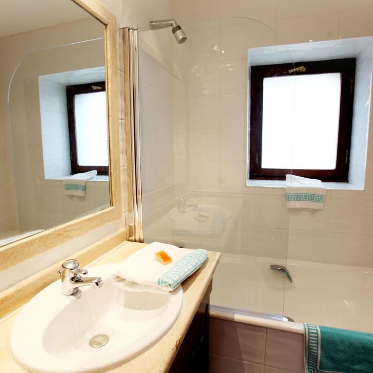 Apartamentos Turísticos Las Nieves Playa - Apartment with Sea View - 1