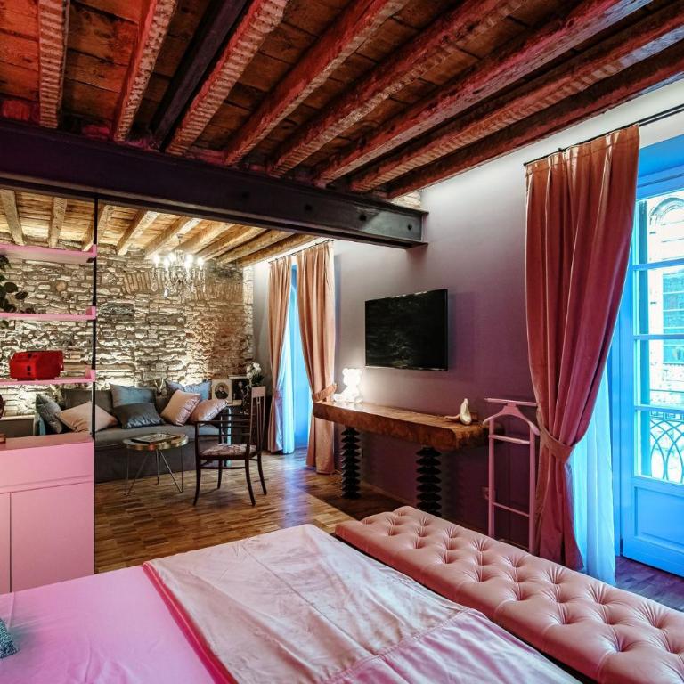 Vitrum - Como Luxury Suites - Suite Deluxe - 7