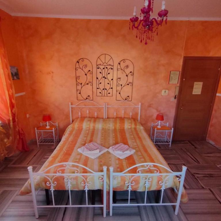 Hotel Serenella - Camera Matrimoniale/Doppia con Letti Singoli con Bagno Privato - 19
