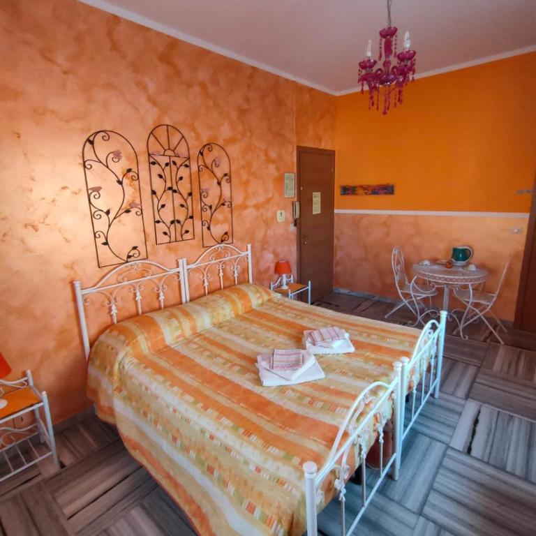 Hotel Serenella - Camera Matrimoniale/Doppia con Letti Singoli con Bagno Privato - 21