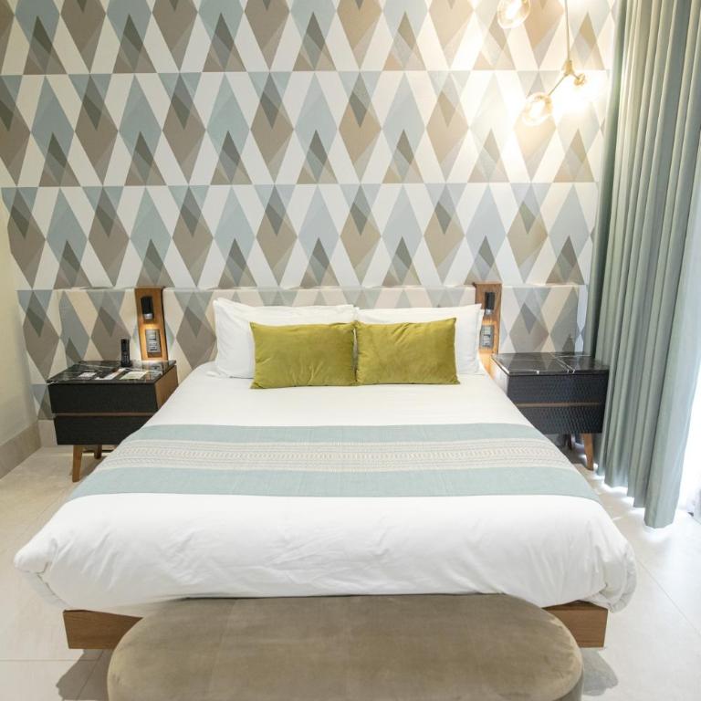 Becquer Hotel Guadalajara - Deluxe King Suite - 19