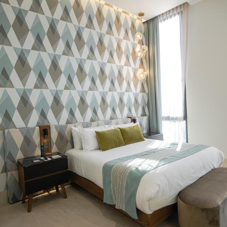 Becquer Hotel Guadalajara - Deluxe King Suite - 16