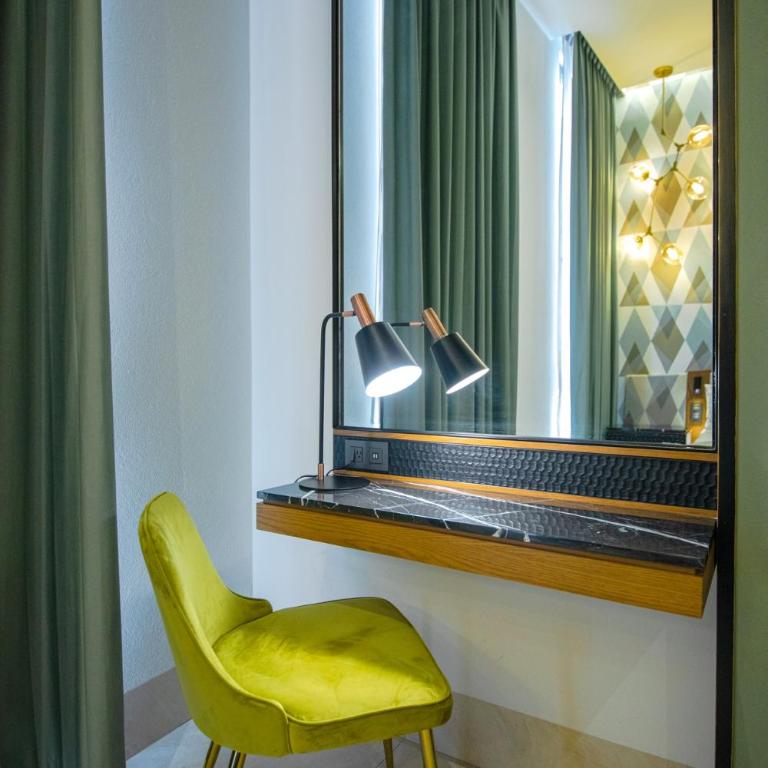 Becquer Hotel Guadalajara - Deluxe King Suite - 12