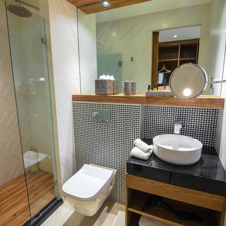 Becquer Hotel Guadalajara - Deluxe King Suite - 4