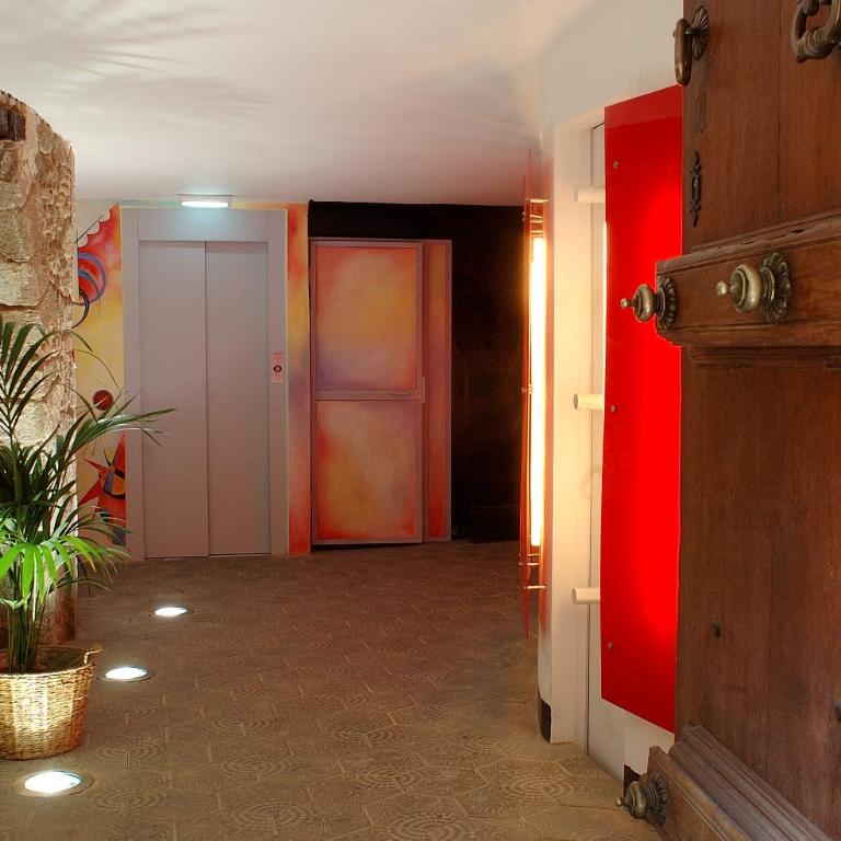 AinB Picasso-Corders Apartments - Studio (2 Adults) - 3