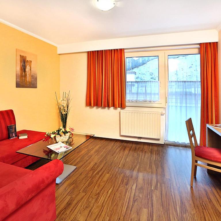 Appartement Sporthütte Fiegl - Apartment mit 2 Schlafzimmern und Balkon - 7