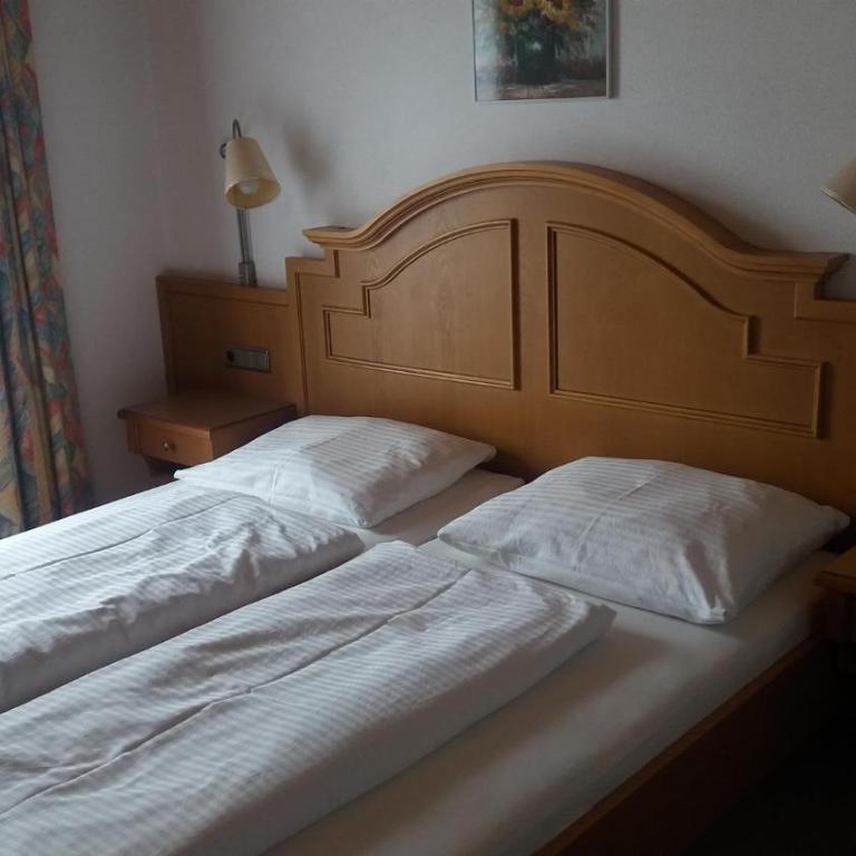 Aue, Ferienwohnung - Apartment mit 3 Schlafzimmern - 6