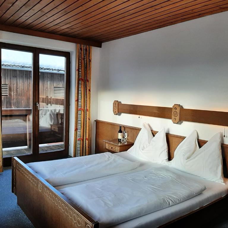 Bauernhof Burglehen - Doppelzimmer mit Balkon - 4