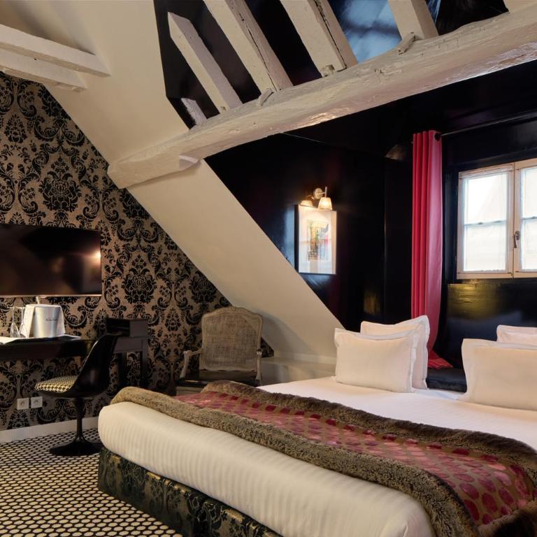 Hôtel du Petit Moulin, Haute Couture hotel by Lacroix - Suite Junior - 4