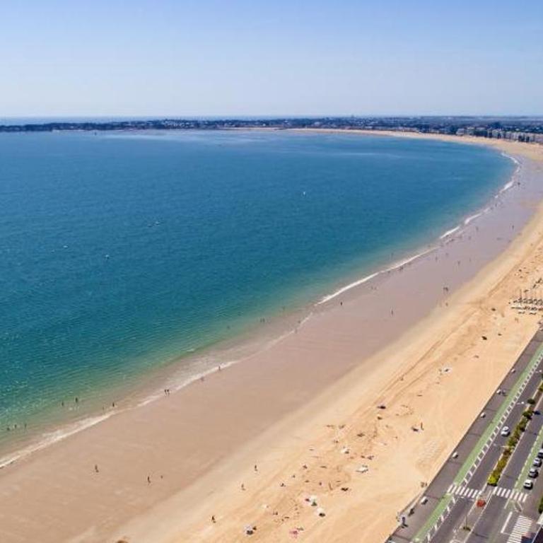 Studio avec piscine à 300m de la plage Résidence Royal Park - Studio-Apartment - 15