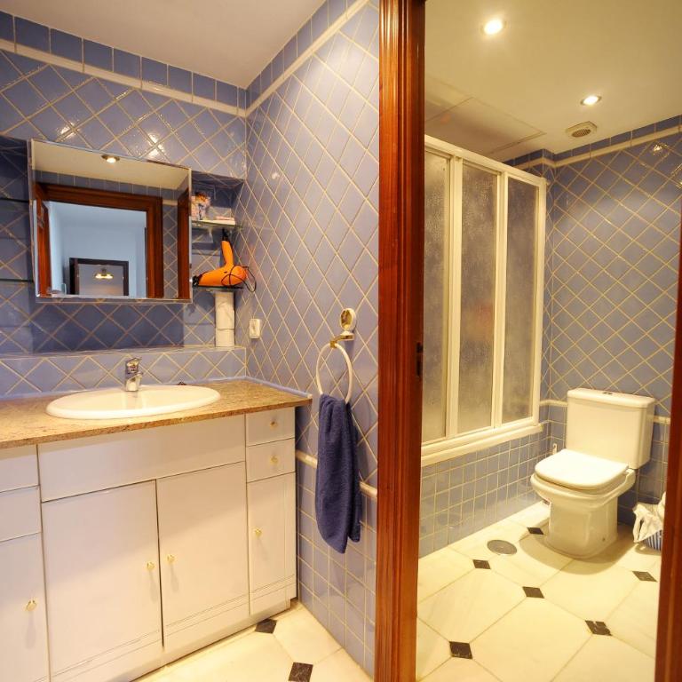 San Basilio´s Red House - Habitación Doble con baño privado externo - 41