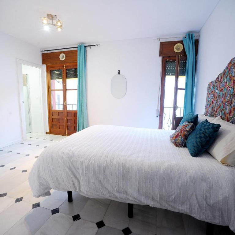 San Basilio´s Red House - Habitación Doble con baño privado - 31