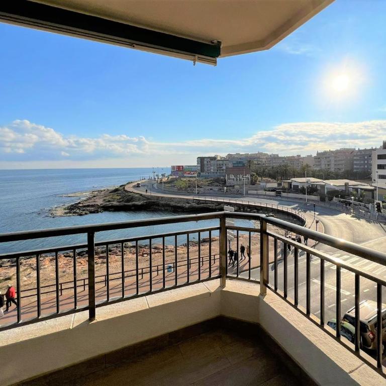 MARINA SUNBEACH SEA VIEW - Apartamento de 3 dormitorios - 1