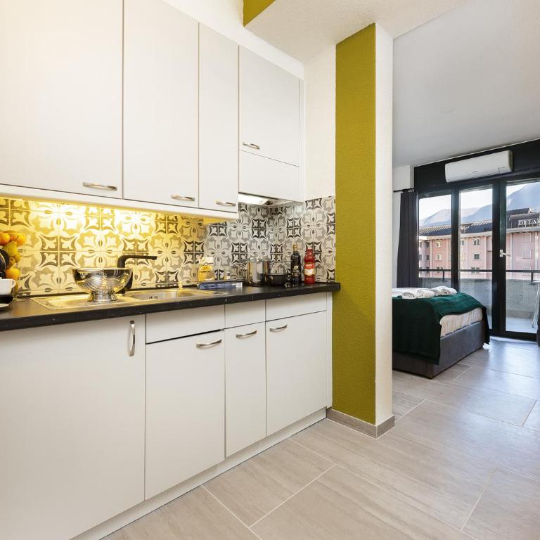 GuestHouse Lugano Center by LR - Monolocale con Vista Lago - 4