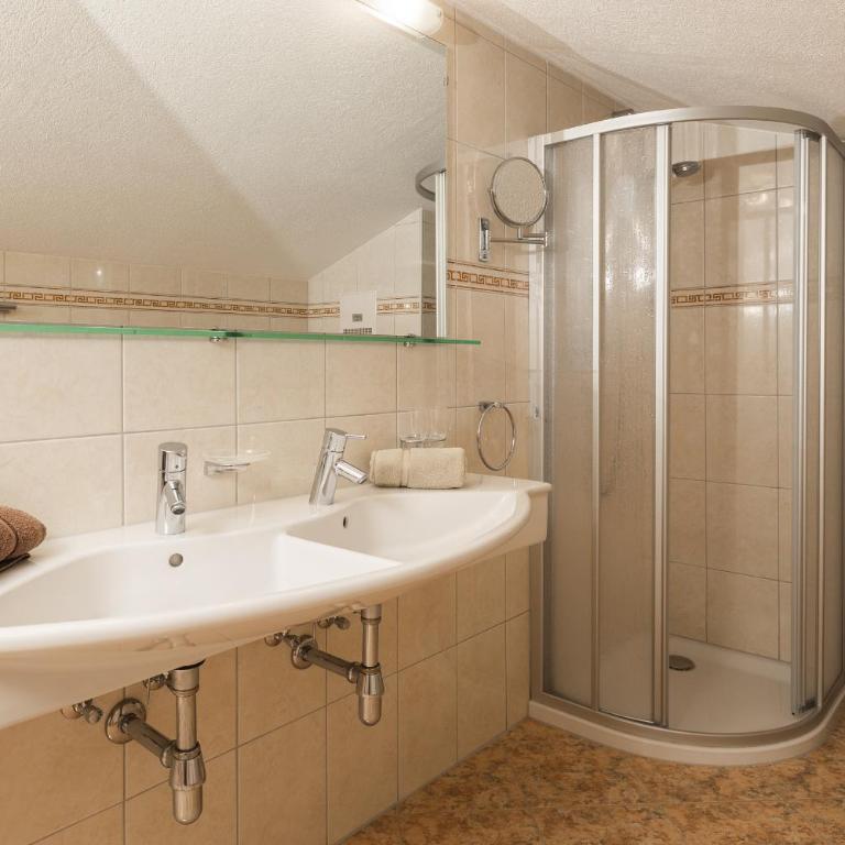 Ferienwohnungen am Matinesweg - Appartement 2 Chambres avec Balcon - 1