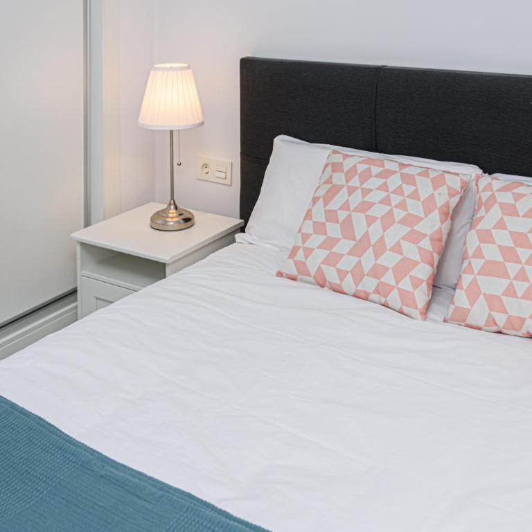 WintowinRentals Malaga Center, Comfortable and Renovated - Three-Bedroom Apartment - 27