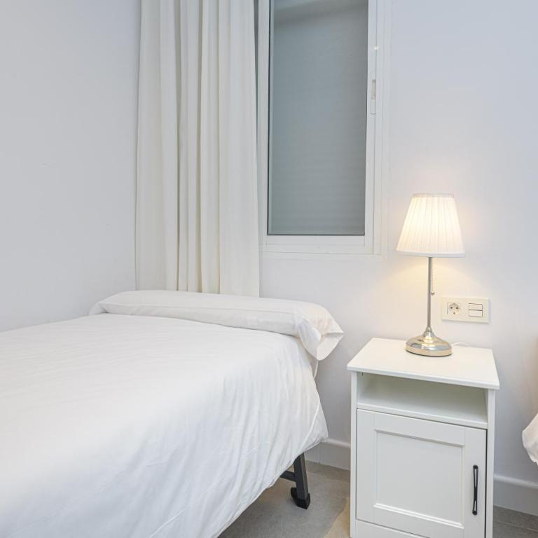 WintowinRentals Malaga Center, Comfortable and Renovated - Three-Bedroom Apartment - 36