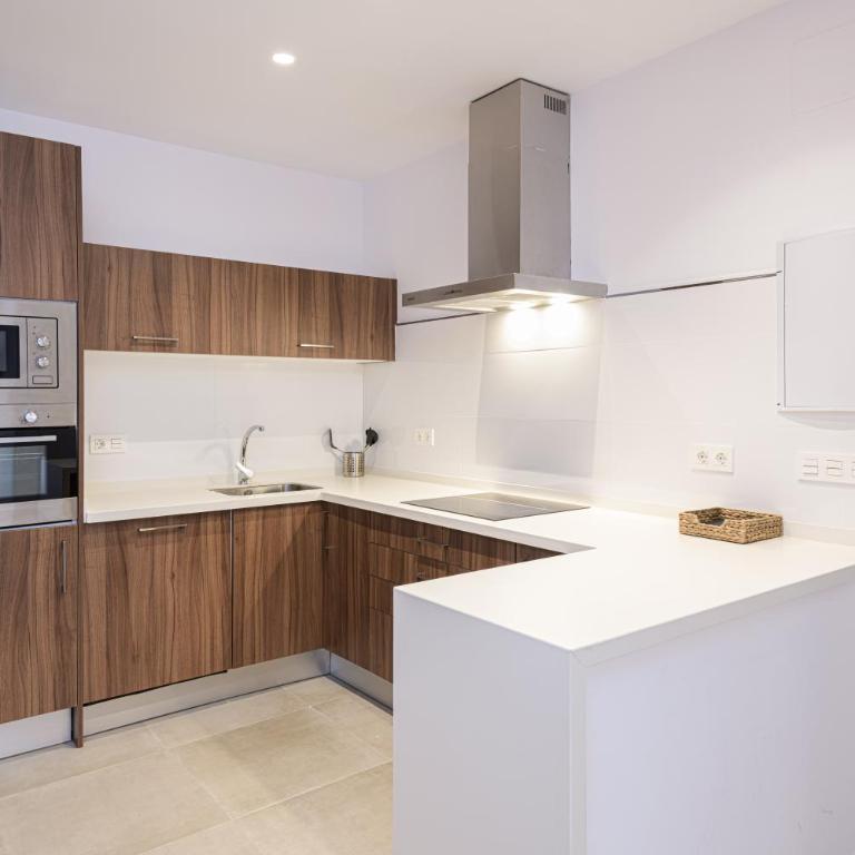 WintowinRentals Malaga Center, Comfortable and Renovated - Three-Bedroom Apartment - 5