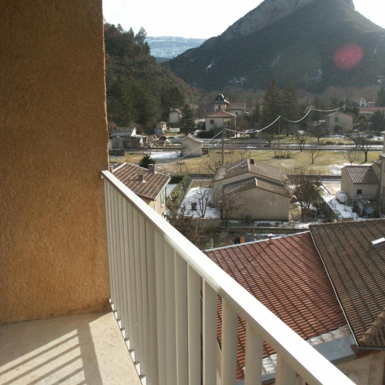 Joli studio 43 avec vue sur les Dourbes 04 - Studio - Vue sur Montagne - 5