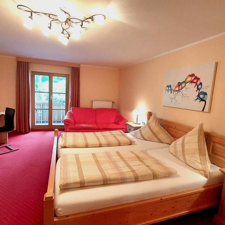 Pension Carina - Comfort Doppelzimmer mit Balkon und Seeblick - 10