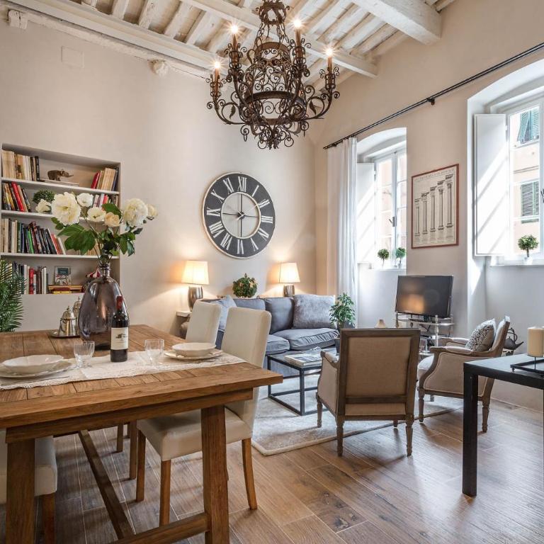 Casa Janca, Find sanctuary at extraordinary rates! Luxury Smart Apartment in Central Lucca - Appartamento con 1 Camera da Letto - 2