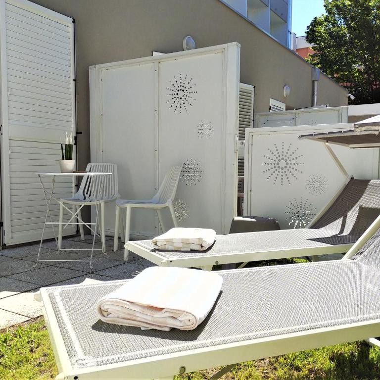 Oxygen Lifestyle Hotel - Camera Familiare con Vista Giardino - 2