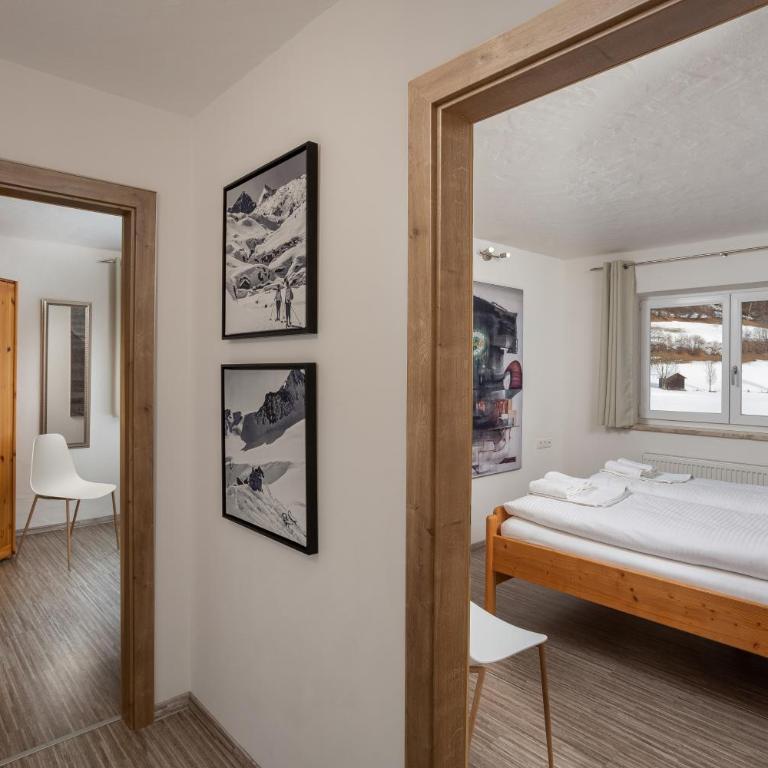 Alpine View Apartments - Apartment with Terrace - 35