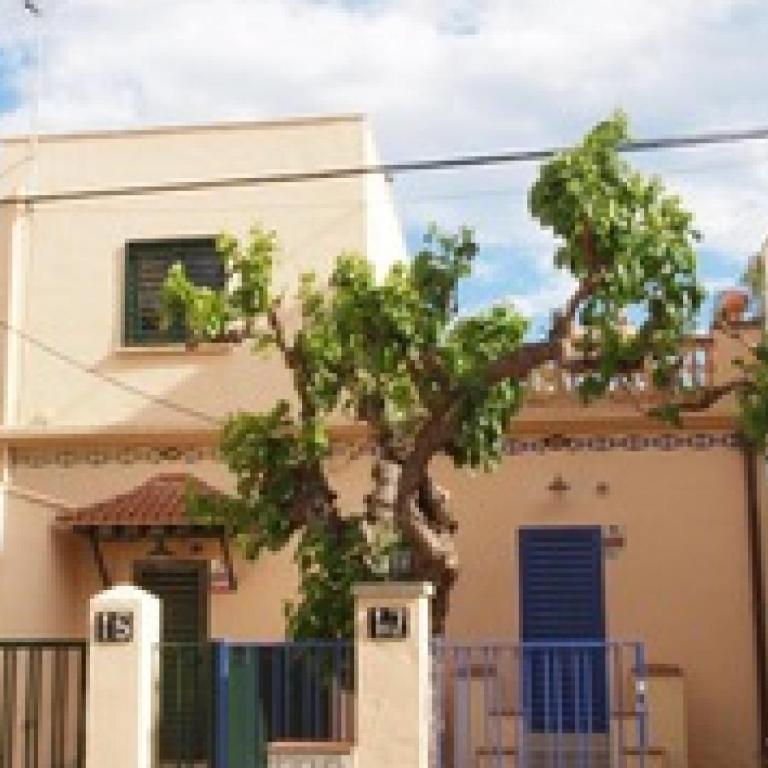 Salou 1 · House -garden in front of the beach - Ferrari Land - Dúplex - 18