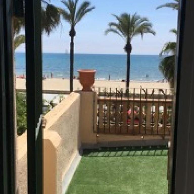 Salou 2 · House2 garden in front of the beach - Ferrari Land - Dúplex - 42