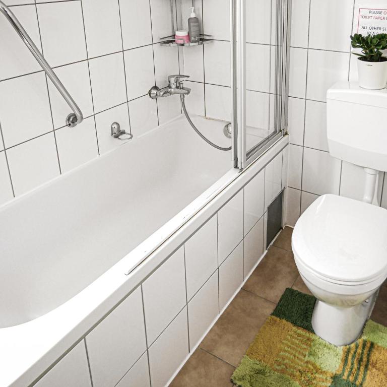 Gemütliche Privatzimmer mit geteiltem Bad, Küche und Garten - Familienzimmer mit Gemeinschaftsbad - 6