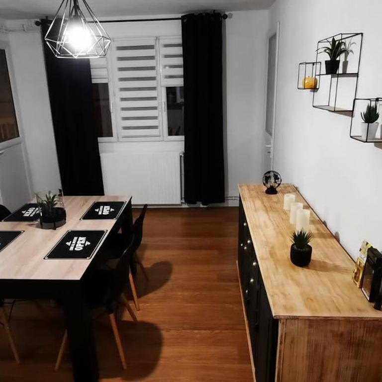 Appartement Centre ville proche gare - Appartement 2 Chambres - 5