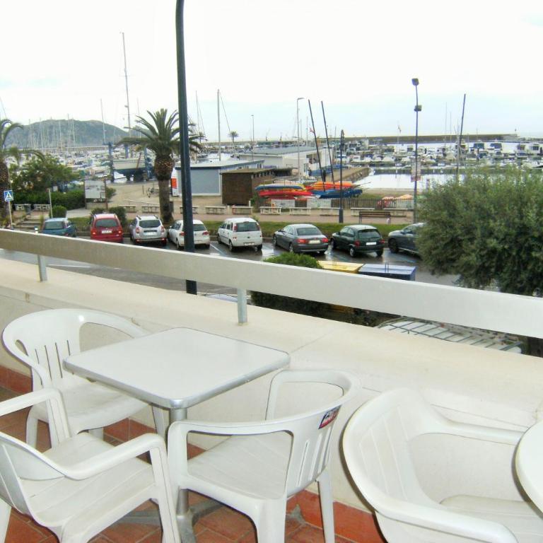 Marina 1-B - Apartment with Sea View - 13