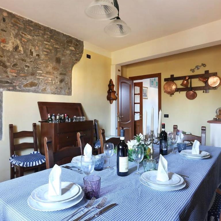 "La Casa di Carla", Lucca countryside, with private swimming pool and garden - Casa con 4 camere da letto - 5