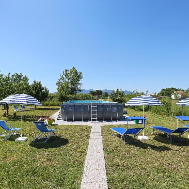 "La Casa di Carla", Lucca countryside, with private swimming pool and garden - Casa con 4 camere da letto - 55