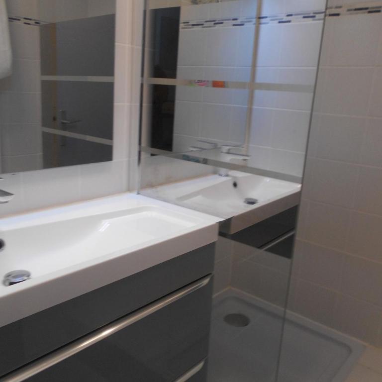 Vittoria Immobilier 6 -REGLEMENT SUR PLACE - chèques vacances acceptés - Apartment - 13